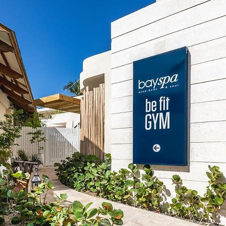 Be Live Collection Punta Cana Adults Only מראה חיצוני תמונה The entrance to the boyspa at the Atlantis Paradise Island