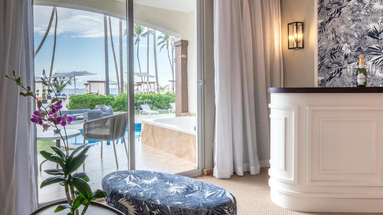 Be Live Collection Punta Cana Adults Only מראה חיצוני תמונה A guest room at the Four Seasons Resort
