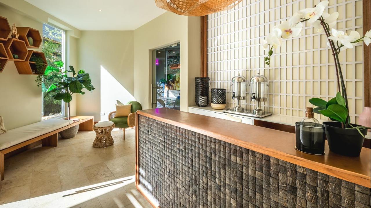 Be Live Collection Punta Cana Adults Only מראה חיצוני תמונה The lobby of the hotel